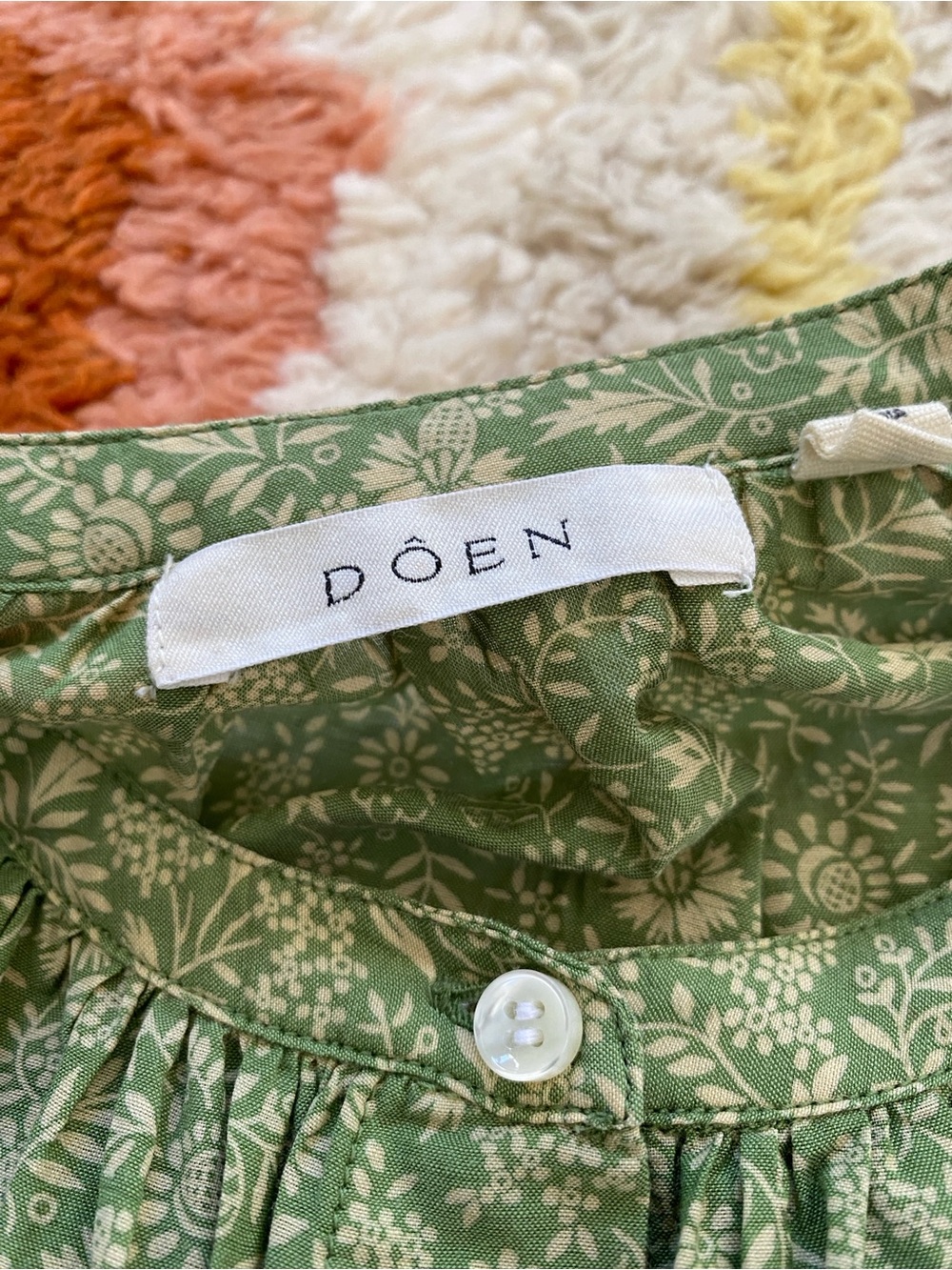 Doen Blouse - Picture 3 of 6